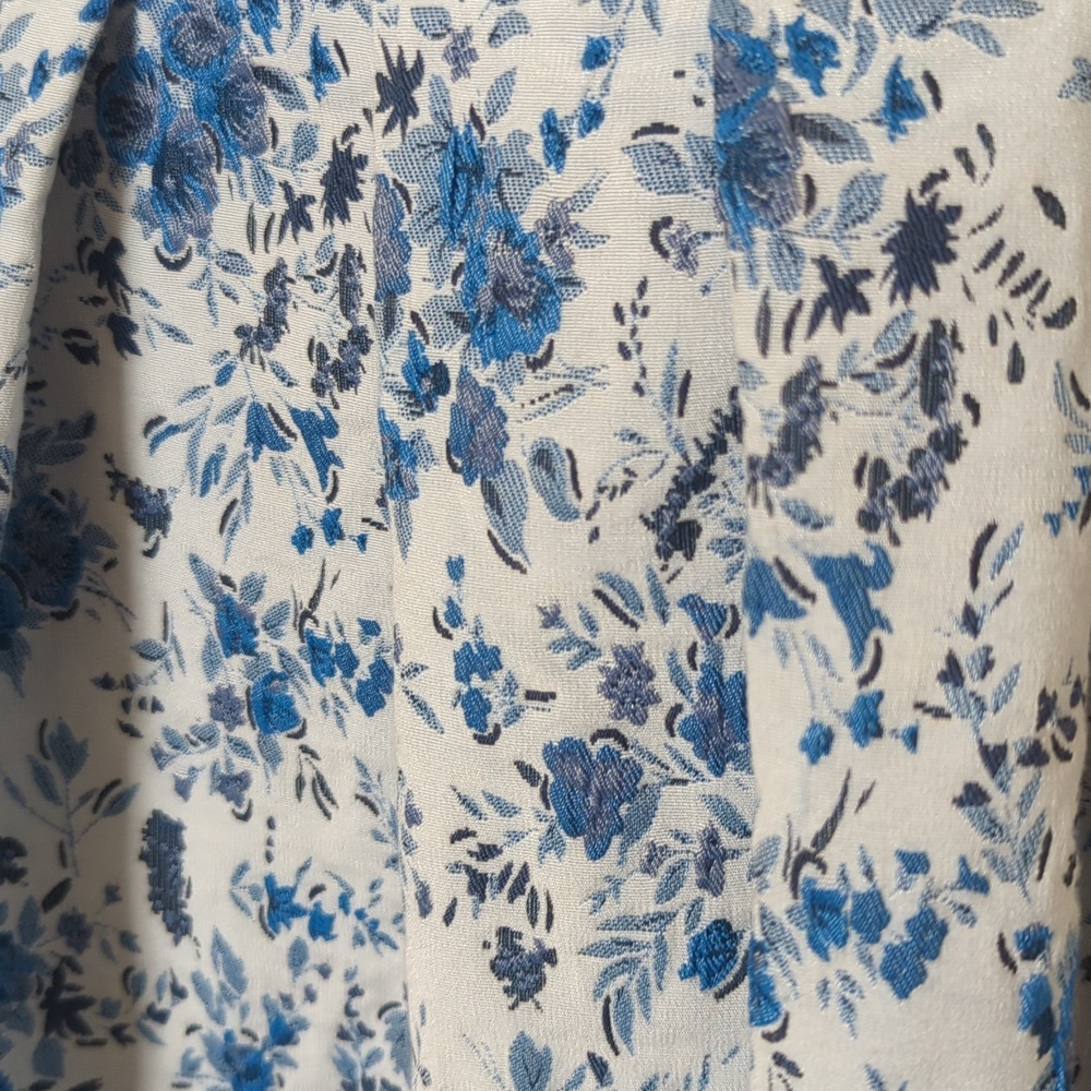 MAJORELLE Blue Floral Print Top with Black Label - Picture 6 of 9